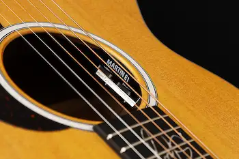 Martin 000JR E SHOGO HAMADA(サウンドホール)